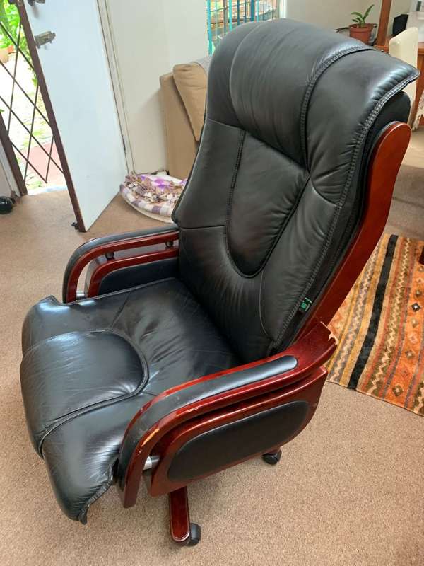Huge High Back Leather Office Chair