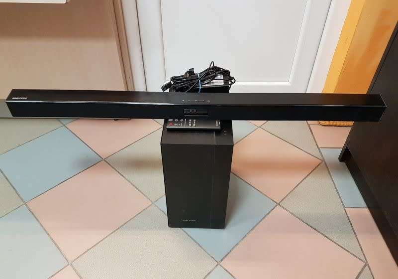 Samsung HW-J450 Wireless Soundbar with Wireless Subwoofer (2.1 Channel)(Black)