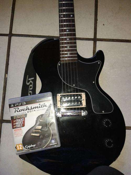 ROCKSMITH PS3    GUITAR AND GAME