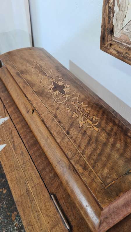 Victorian Inlaid Davenport