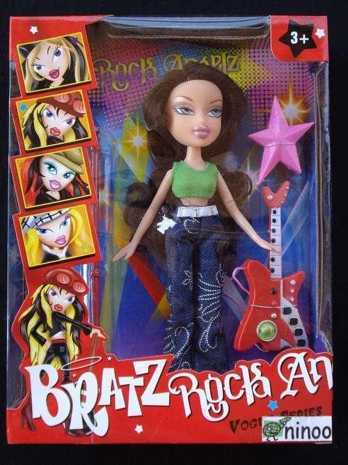 **NEW** Bratz  - Rock Angelz Doll! Comes with Accessories!!