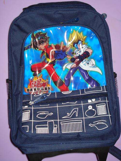**NEW** Bakugan Bag - With Pull-Up Handle & Wheels!!