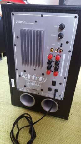 ***Stunning Infinity Primus PS-8 Sub Woofer.