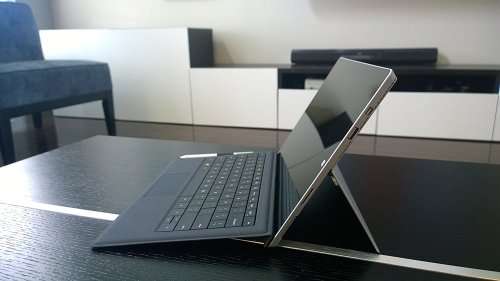 Microsoft Surface Pro 3 Tablet (12", 128 GB, 4GB RAM, intel i5-4300U 1.9GHz, 5MP Camera, Media Card
