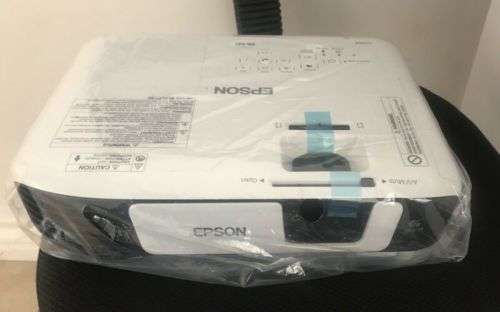 ***New Epson EB-S41 Projector ***