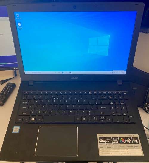 ***Acer Aspire E 5 ***i7 7thGen, 256SSD, 12GB ***Stunning LAPTOP