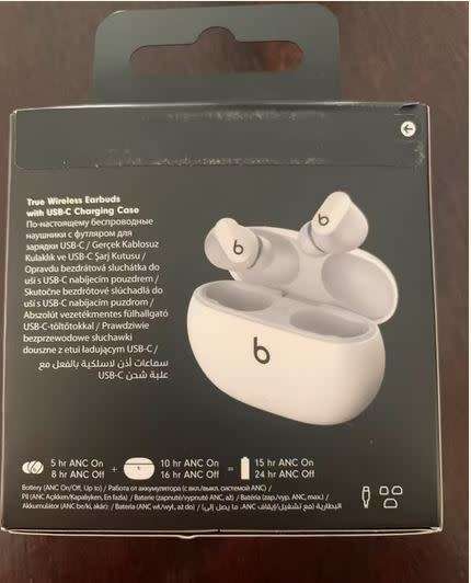 Genuine Beats Studio Buds True Wireless In-Ear Noise Cancelling Earphones - White ***New Sealed