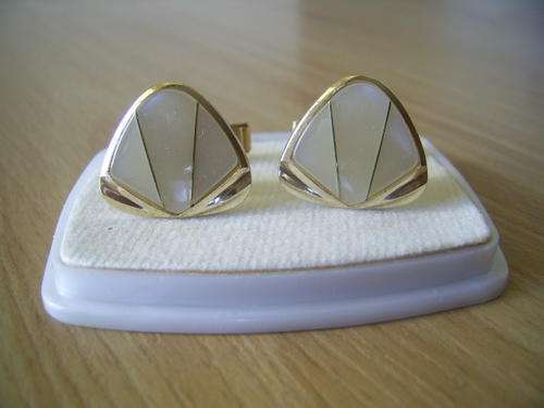 Cufflinks