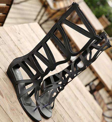 CUT-OUT GLADIATOR KNEE-HIGH SANDALS - BLACK