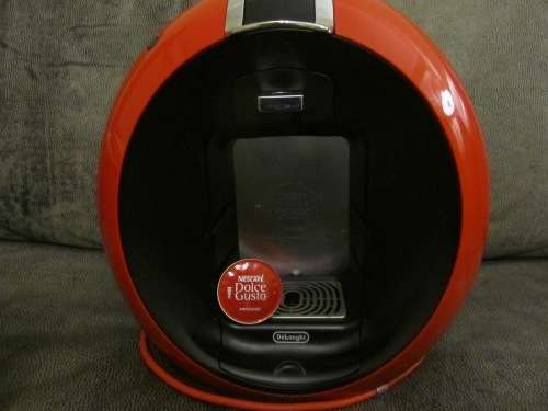 Delongi Nescafe Dolce Gusto Circolo Capsule Espresso Machine