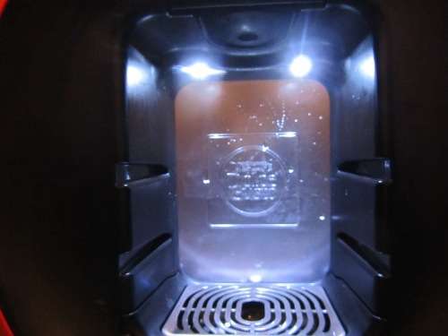 Delongi Nescafe Dolce Gusto Circolo Capsule Espresso Machine