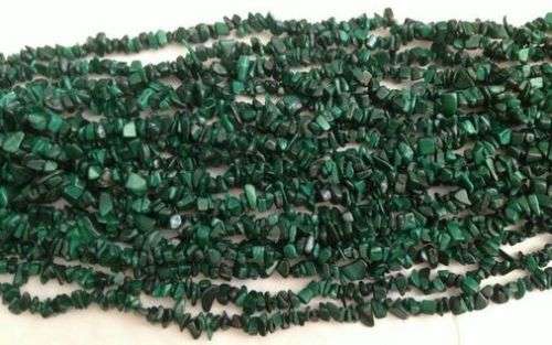 Natural MALACHITE chipstrand +-90cm