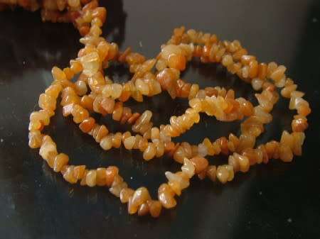 Natural MILKY CARNELIAN chipstrand +-90cm