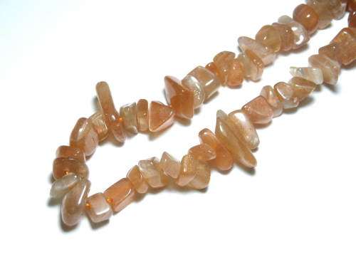 Natural PEACH MOONSTONE chipstrand +-90cm