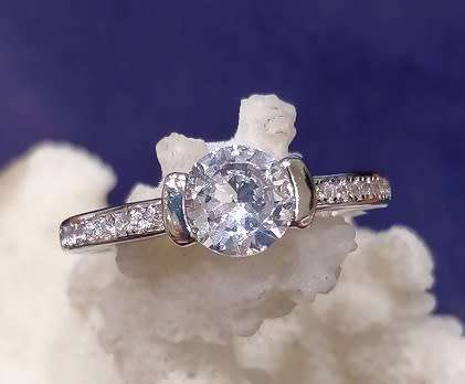 Sterling silver ring - Sparkling CUBIC ZIRCONIA - size 6 / M
