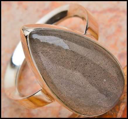 Sterling silver ring - LABRADORITE (size 6 / M)