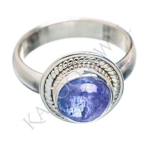 Sterling silver ring - TANZANITE (size 6 / M)