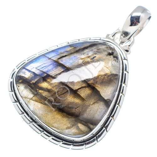 Sterling silver pendant - LABRADORITE