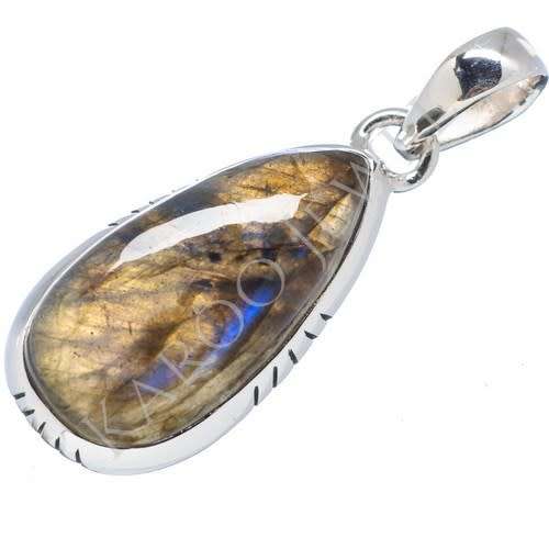 Sterling silver pendant - LABRADORITE