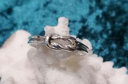 Sterling silver ring - LOVER`S KNOT - size 6 / M