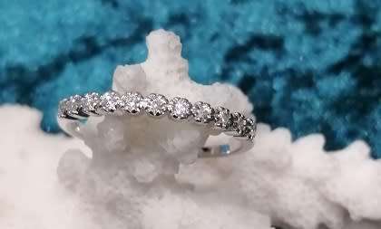 Sterling silver ring - Sparkling CUBIC ZIRCONIA - size 8 / Q