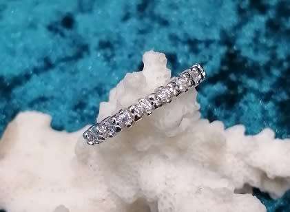 Sterling silver ring - Sparkling CUBIC ZIRCONIA - size 8 / Q