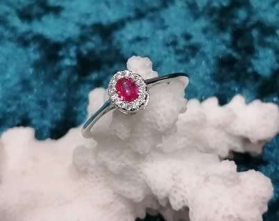 Sterling silver ring - Sparkling CUBIC ZIRCONIA with Created RUBY - size 6 / M