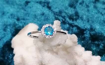 Sterling silver ring - Sparkling CUBIC ZIRCONIA with Created TOPAZ - size 7 / O