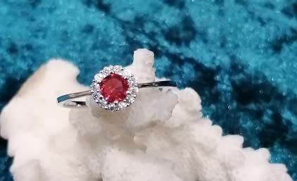 Sterling silver ring - Sparkling CUBIC ZIRCONIA with Created RUBY - size 8 / Q