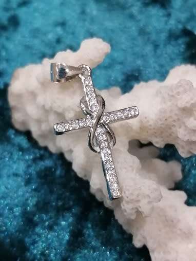 Sterling silver pendant - CUBIC ZIRCONIA cross