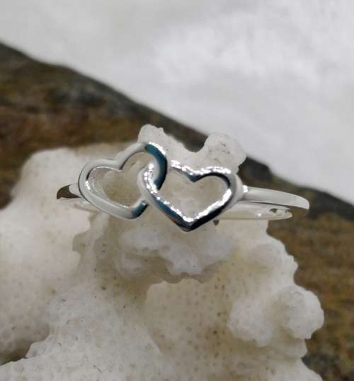 Sterling silver ring - DOUBLE HEART - size 9 / R half