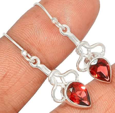 Sterling silver earrings - GARNET