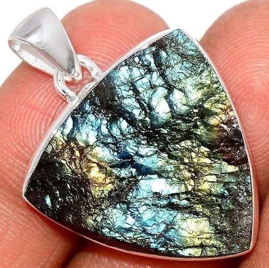 Sterling silver pendant - LABRADORITE