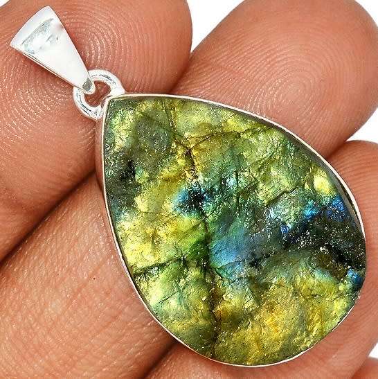 Sterling silver pendant - LABRADORITE