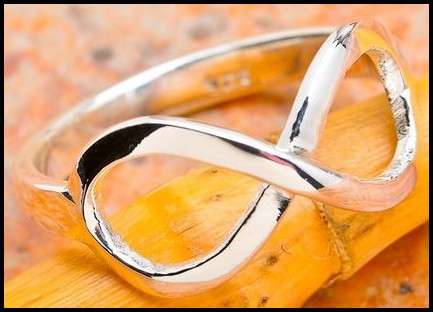 Sterling silver ring - INFINITY LOOP - Dreams Collection (size 8 / Q)