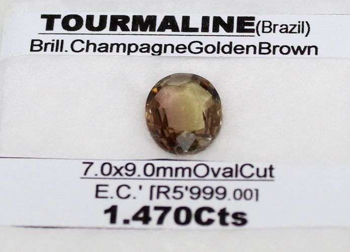 100% Natural 1.47 cts CHAMPAGNE GOLDEN BROWN TOURMALINE oval cut facet (Brazil) - in glass top box