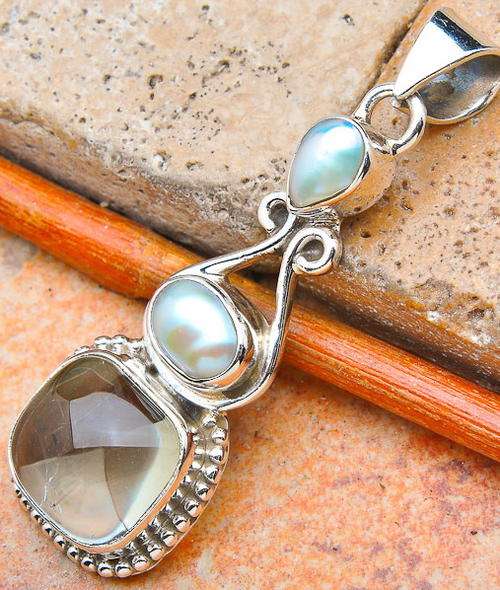 Sterling silver pendant - PRASIOLITE & PEARL - Dreams Collection