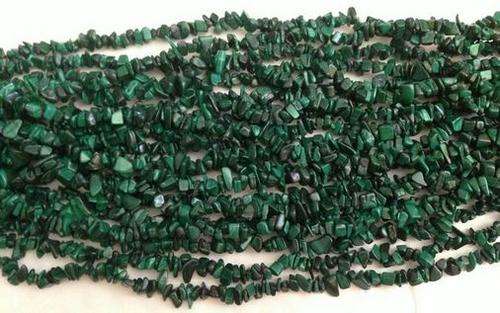Natural MALACHITE chipstrand +-90cm