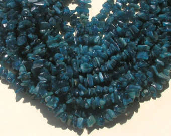 Natural APATITE chipstrand +-90cm