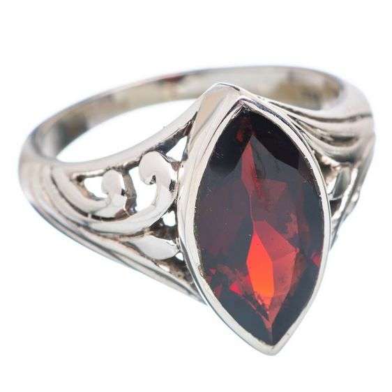 Sterling silver ring - GARNET - Dreams Collection (size 7.25 / O to P)