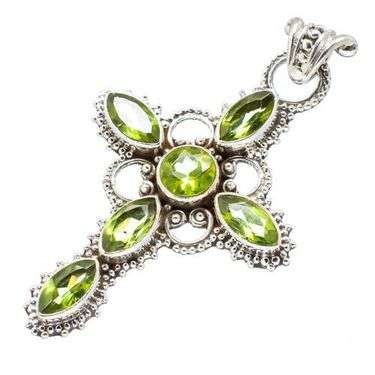 Sterling silver pendant - PERIDOT - Dreams Collection