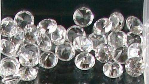 5.5mm - 6mm clear Cubic Zirconia (CZ) round facet