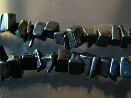 ONYX chips - use on it's own or work it into gemstone jewellery