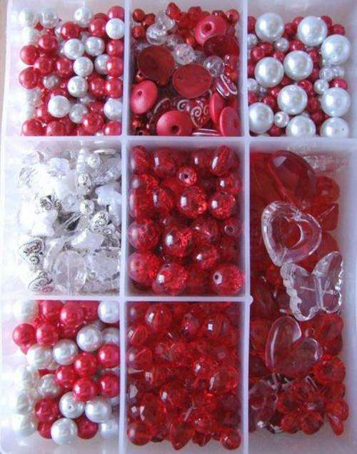 Love is in the air... 4025+ piece VALENTINES bead kit! (including gifts galore)