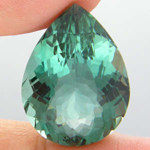 24.10 cts PRASIOLITE / GREEN AMETHYST pear facet (Uruguay)