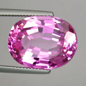 7.30 cts PINK TOPAZ oval facet (Brazil)