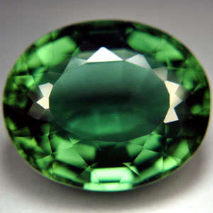 ** PRICE REDUCED ** Magnificent beauty! 22.30 cts TOURMALINE GREEN QUARTZ oval facet (Africa)