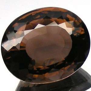 18.65 cts SMOKY QUARTZ oval facet (Africa)