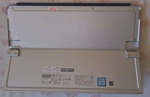 7th Gen Lenovo Ideapad MIIX 510-12IKB, Core i5-7200U @2.5GHz, 256 SSD, 2 In 1 Touch Screen