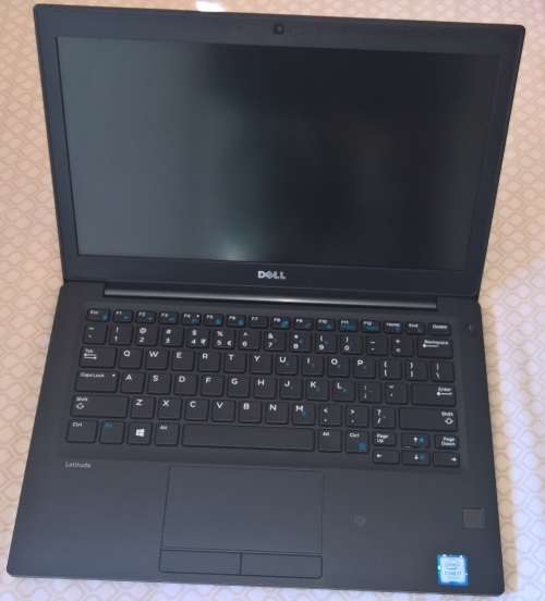 7TH GEN Dell Latitude E7280 Core i7 - 7600U @2.8GHz 8Gb Ram 256 SSD EXCELLENT CONDITION